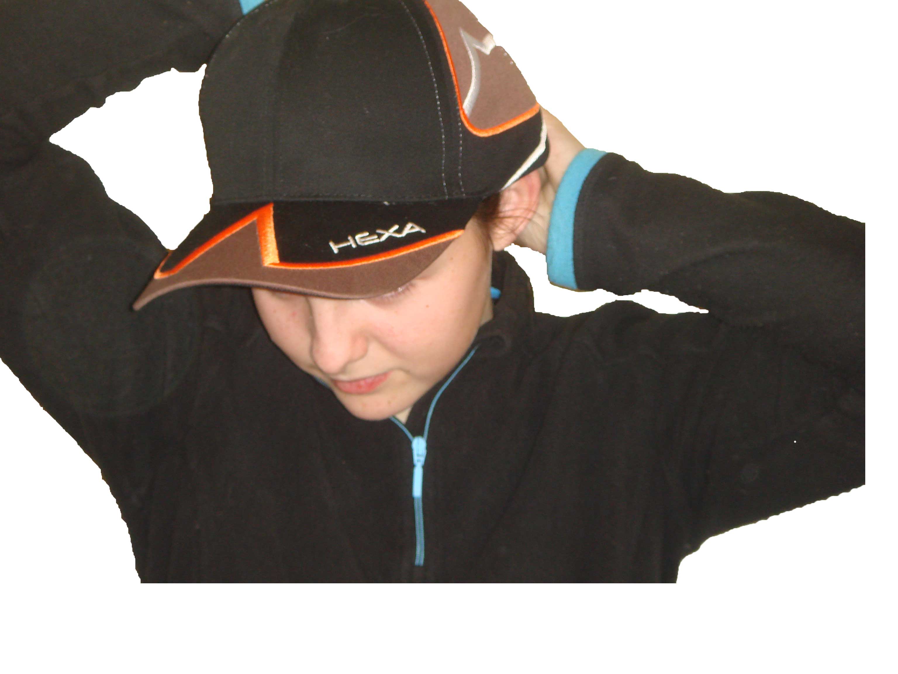 lucille_casquette_bras_levs